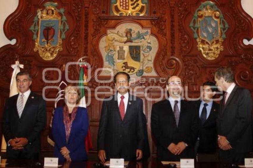 CUMBRE DE RECTORES