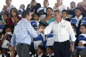 ENTREGA DE UNIFORMES GRATUITA