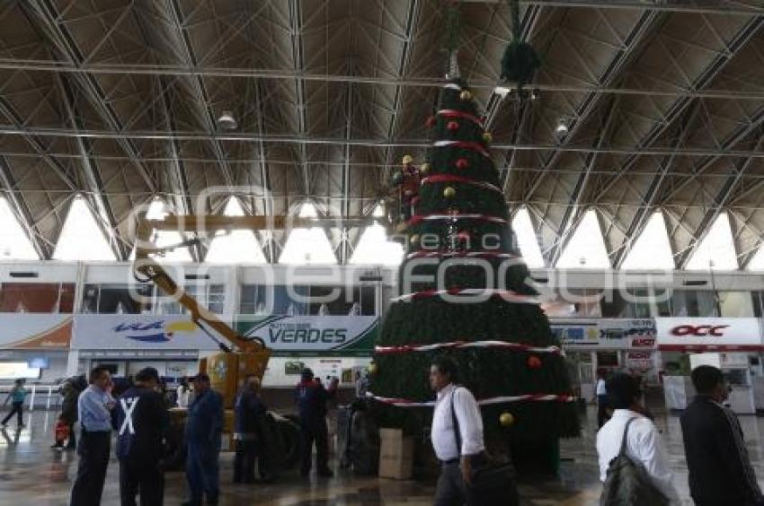 CAPU . ÁRBOL NAVIDEÑO