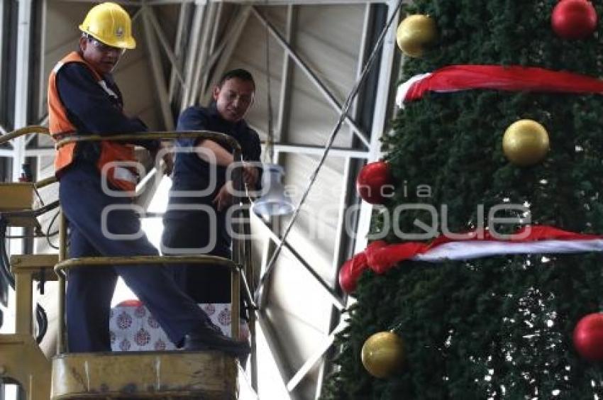 CAPU . ÁRBOL NAVIDEÑO