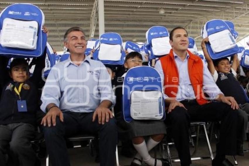 ENTREGA DE UNIFORMES GRATUITA