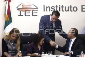 IEE . SESIÓN
