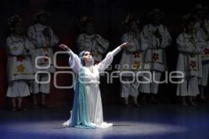 NAVIDADES EN MÉXICO . BALLET AMALIA HERNÁNDEZ