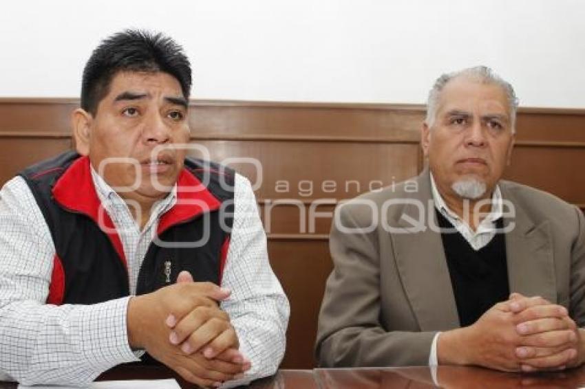 17 VOCES