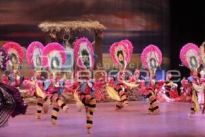 NAVIDADES EN MÉXICO . BALLET AMALIA HERNÁNDEZ