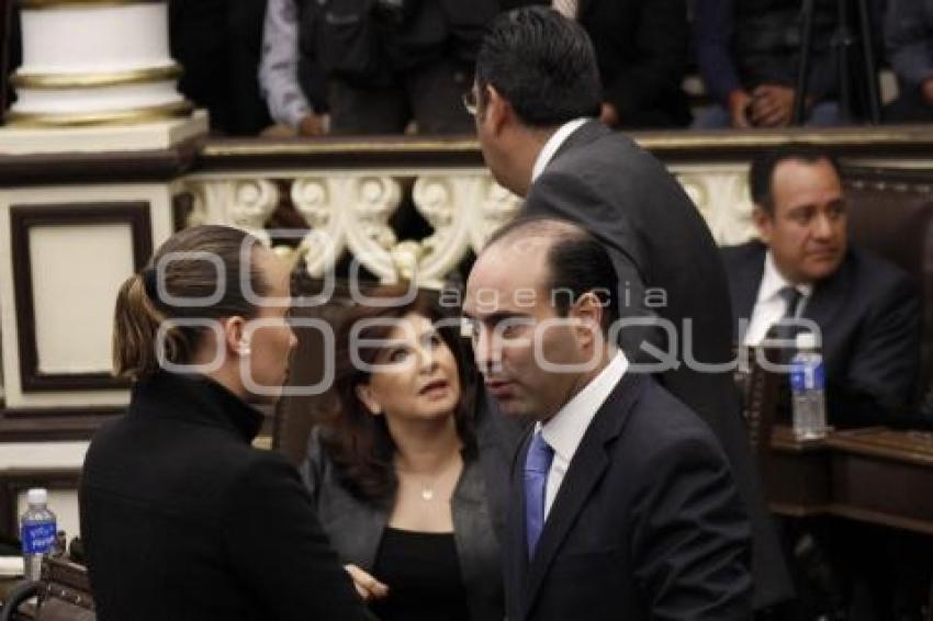 SESIÓN ORDINARIA . CONGRESO