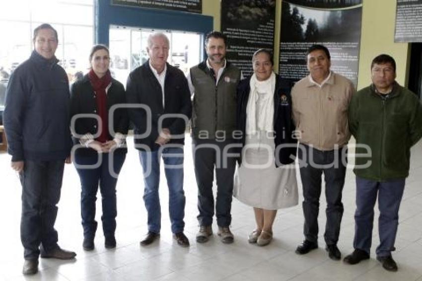 ENTREGA EQUIPO COMBATE DE INCENDIOS