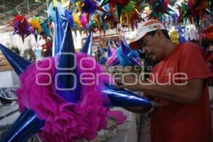 ELABORACIÓN PIÑATAS