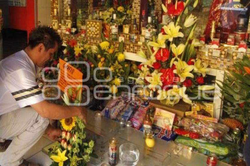 ALTAR SANTA MUERTE