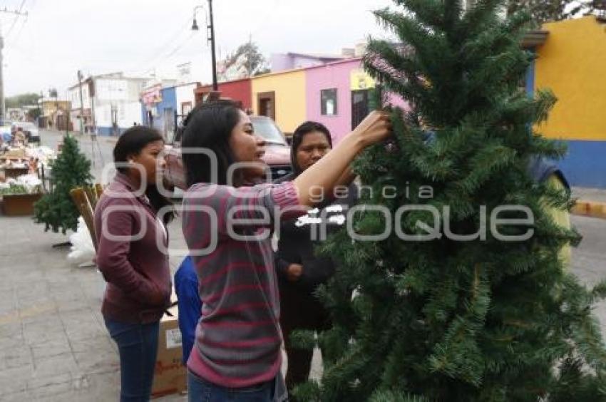 VENTA DE ARTÍCULOS NAVIDEÑOS