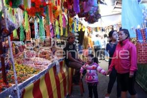 VENTAS NAVIDEÑAS . MERCADOS