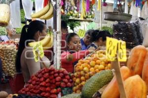 VENTAS NAVIDEÑAS MERCADOS