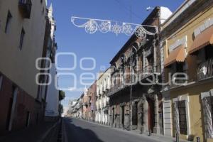 CALLES VACÍAS . NAVIDAD