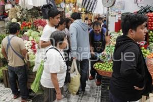 VENTAS AÑO NUEVO . MERCADO 