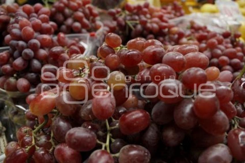 UVAS . AÑO NUEVO