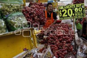 UVAS . AÑO NUEVO