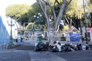 BASURA . AÑO NUEVO 