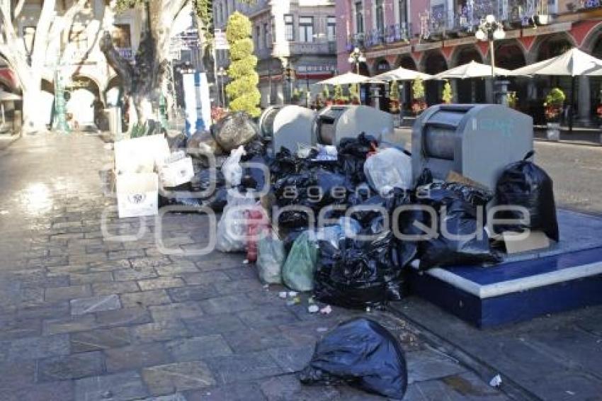 BASURA . AÑO NUEVO 