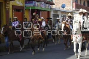 PEGA DE BANDO . CARNAVAL HUEJOTZINGO