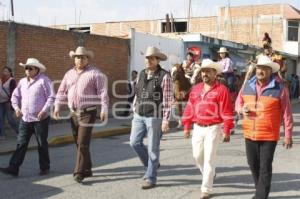 PEGA DE BANDO . CARNAVAL HUEJOTZINGO