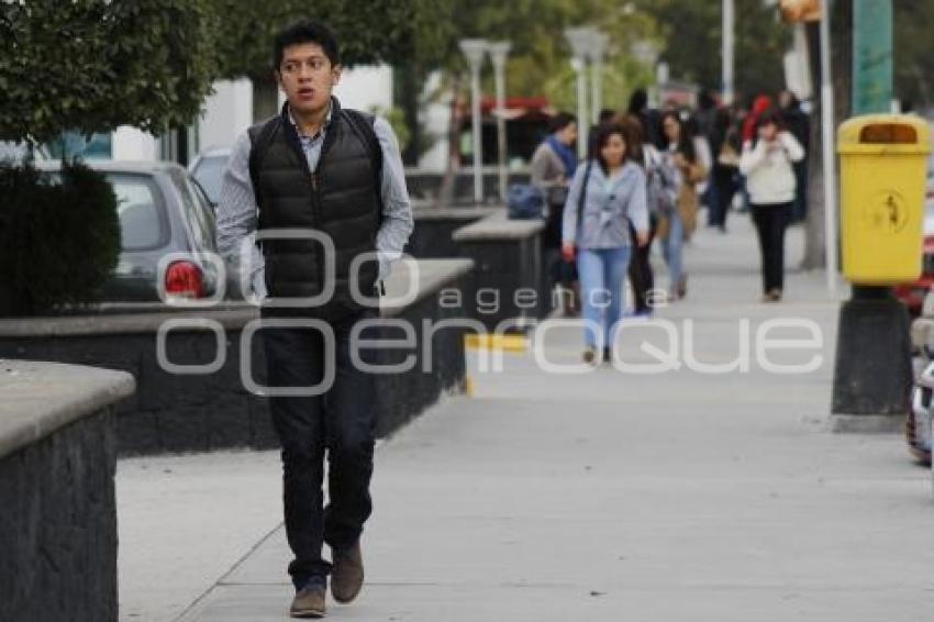 UNIVERSITARIOS . BUAP