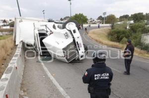 VOLCADURA DE TRAILER