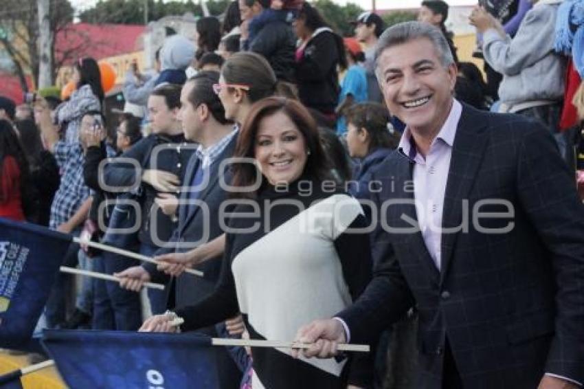 DESFILE DE REYES