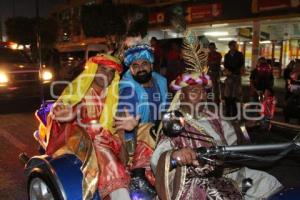 DESFILE DE REYES . TEHUACAN