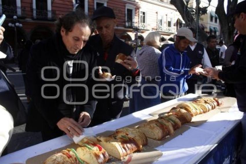TONY GALI . ROSCA DE REYES