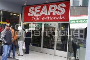 CLAUSURAN SEARS CENTRO