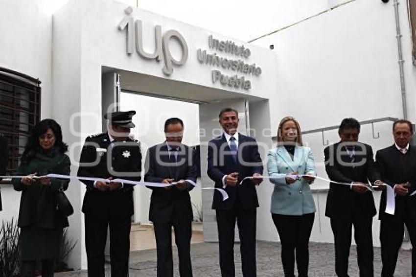 ANTONIO GALI INAUGURA IUP
