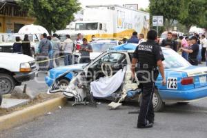 TAXISTA MUERE EN ACCIDENTE