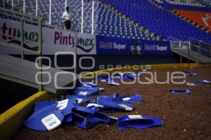 VANDALISMO BUTACAS ESTADIO