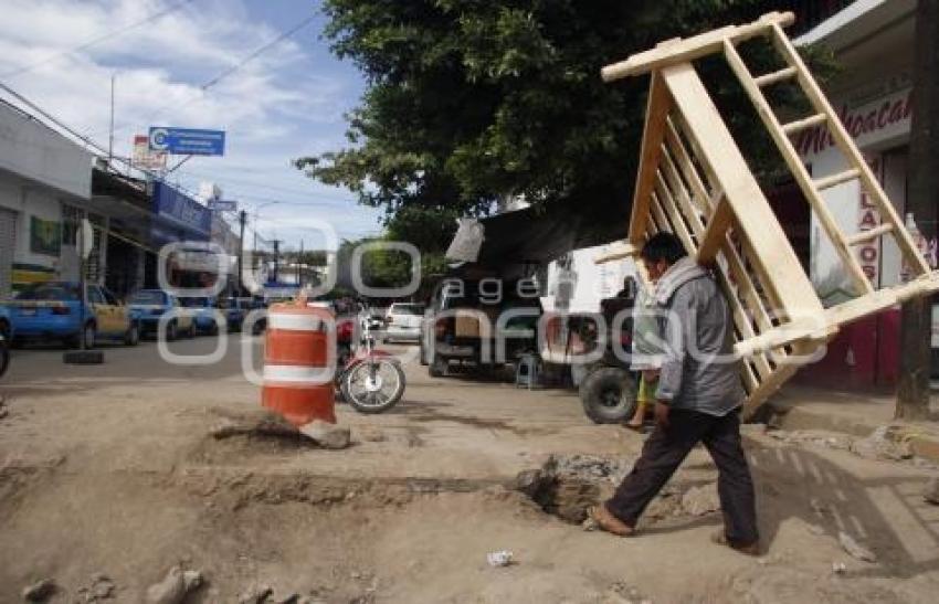 OBRA MEJORAMIENTO URBANO . ACATLÁN