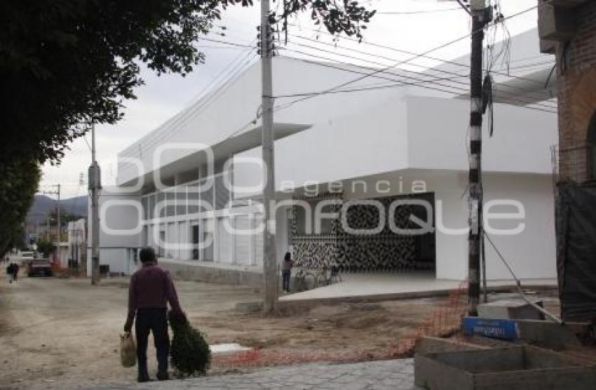 OBRA MERCADO DE OLORES Y SABORES . ACATLÁN