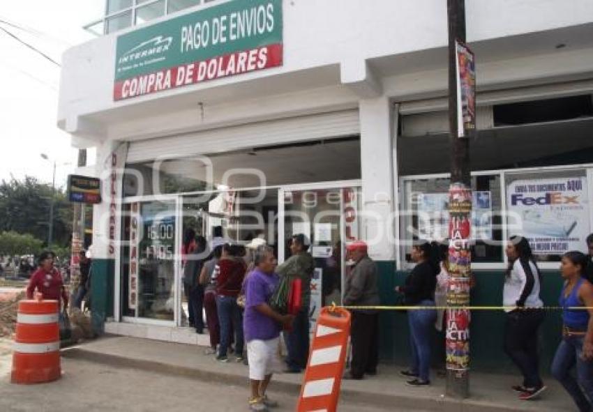 CASAS DE CAMBIO . ACATLÁN