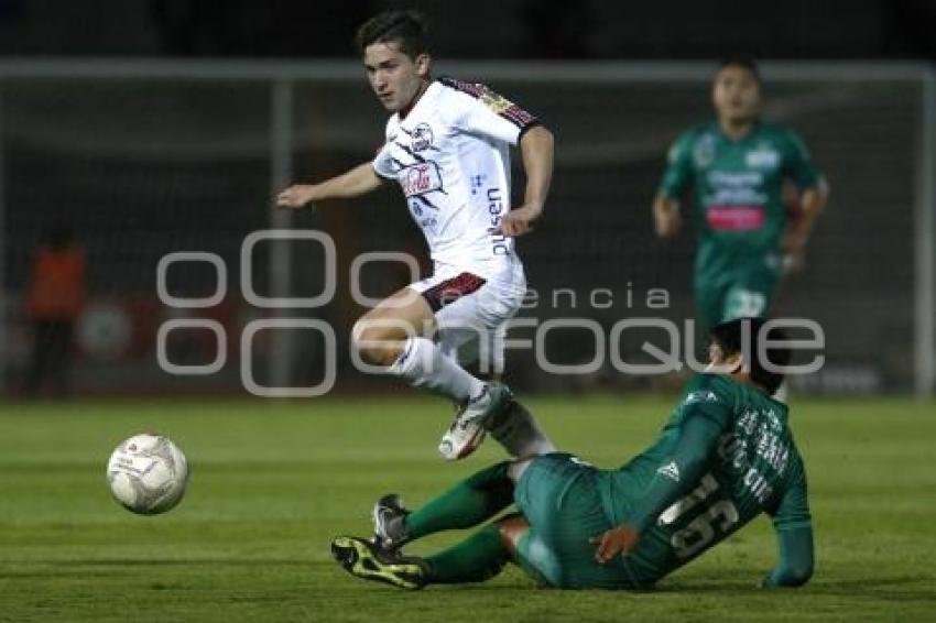 FÚTBOL . LOBOS VS JAGUARES