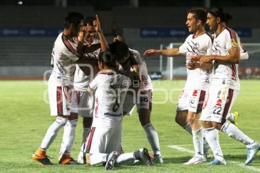 FÚTBOL . LOBOS VS JAGUARES