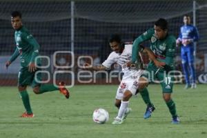 FÚTBOL . LOBOS VS JAGUARES