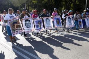 CARAVANA PADRES AYOTZINAPA