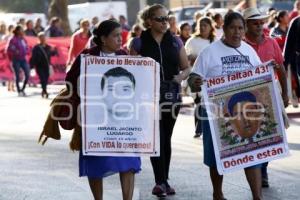 CARAVANA PADRES AYOTZINAPA