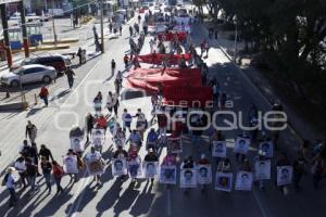 CARAVANA PADRES AYOTZINAPA