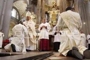 ORDENACIONES SACERDOTALES . CATEDRAL 