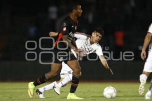 FÚTBOL . LOBOS BUAP VS ALEBRIJES