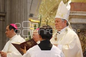 ORDENACIONES SACERDOTALES . CATEDRAL 