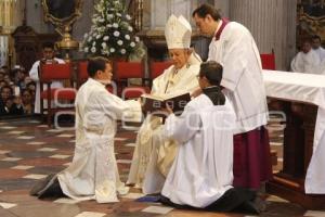 ORDENACIONES SACERDOTALES . CATEDRAL 