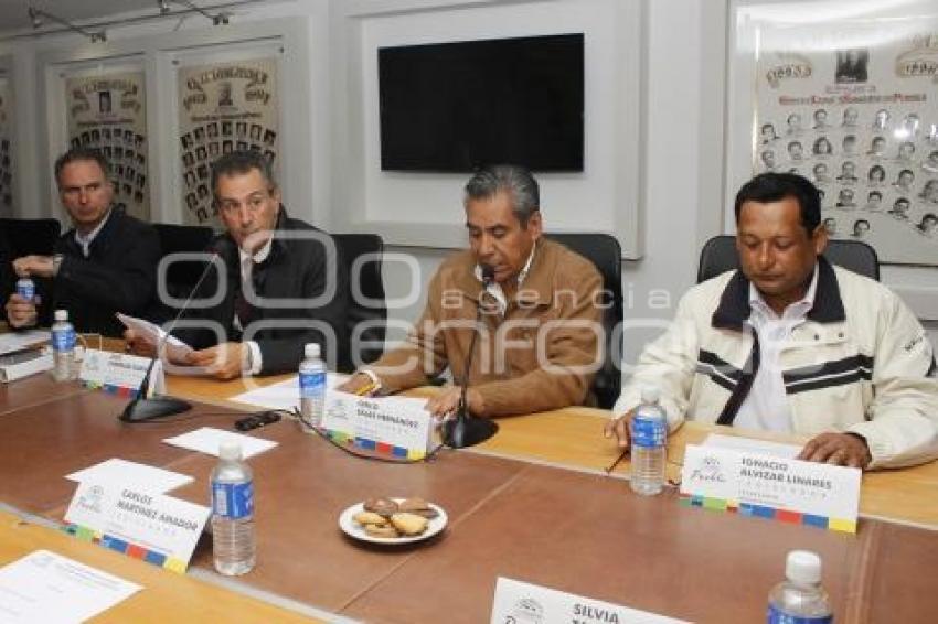 COMISIONES UNIDAS . CONGRESO