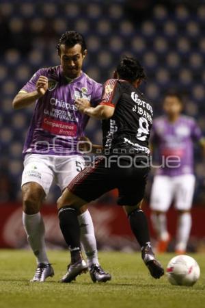 FÚTBOL . JAGUARES VS LOBOS BUAP