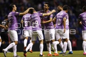 FÚTBOL . JAGUARES VS LOBOS BUAP