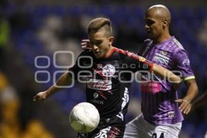 FÚTBOL . JAGUARES VS LOBOS BUAP